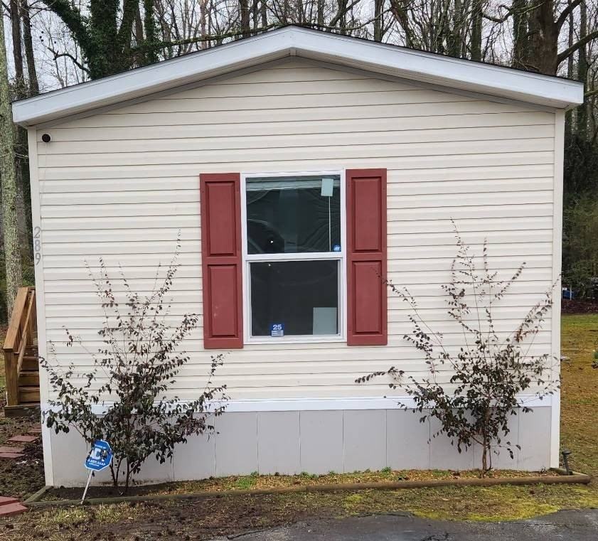 289 Bristol Dr - Photo 2 of 10