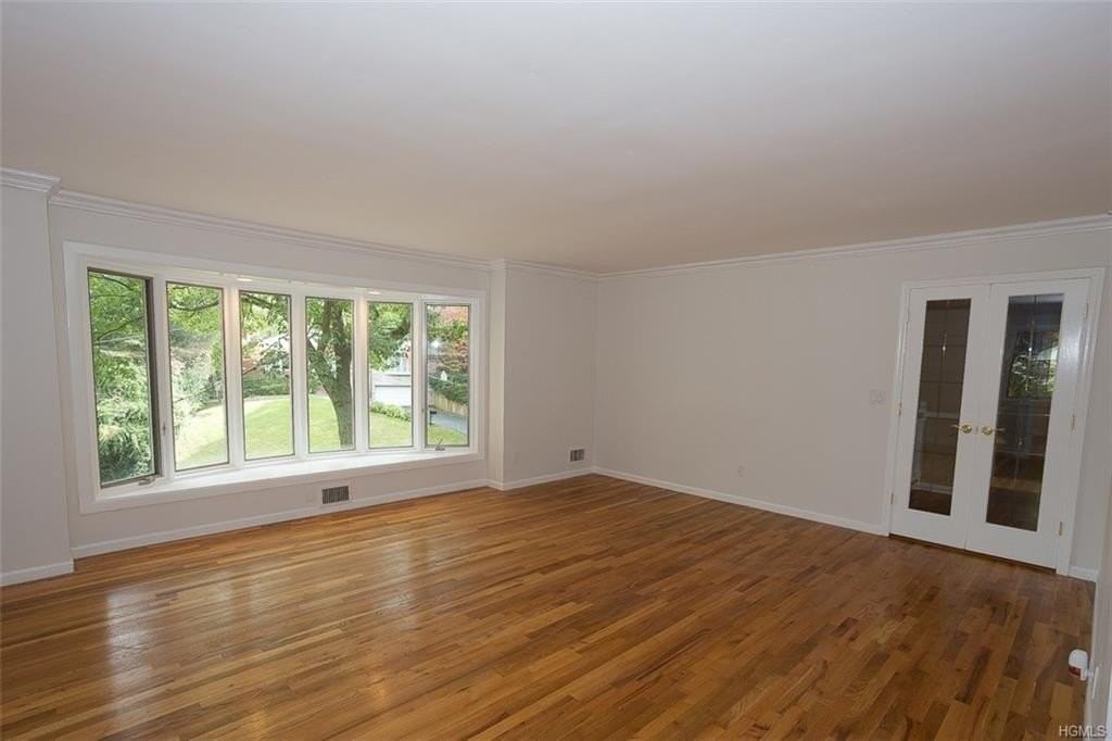 49 Soulice Pl - Photo 5 of 23