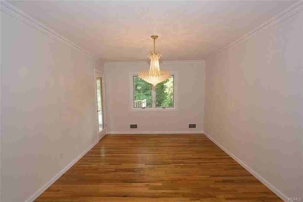 49 Soulice Pl - Photo 7 of 23