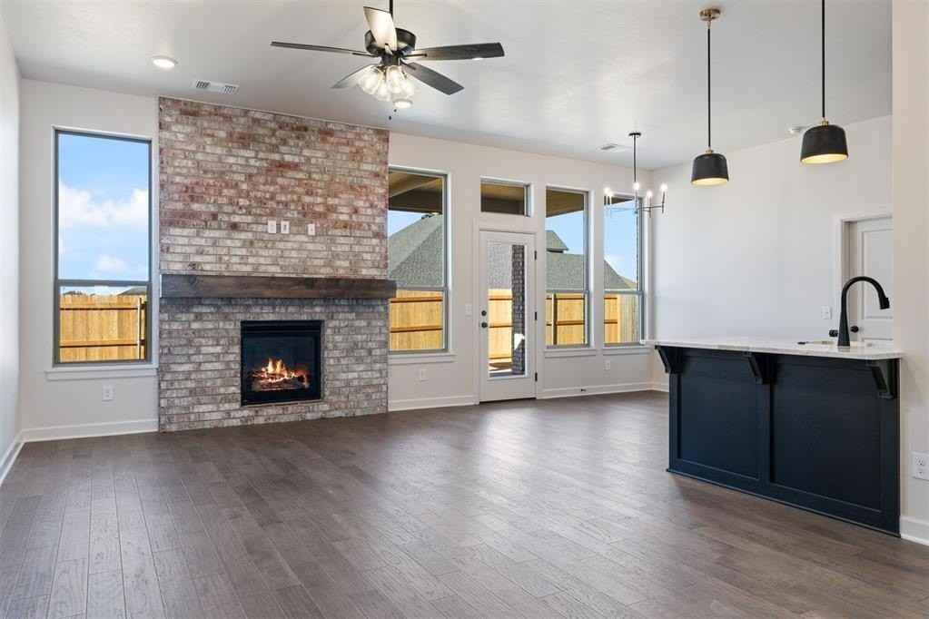 13325 Sw 8th St - Photo 5 of 44