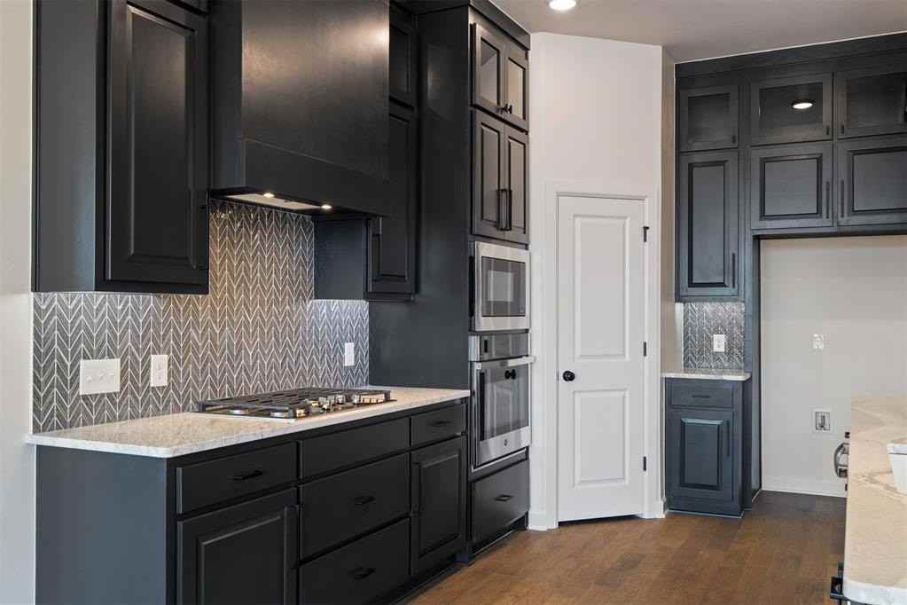 13325 Sw 8th St - Photo 7 of 44