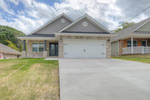 featured image of 3317 S Moffet Ave