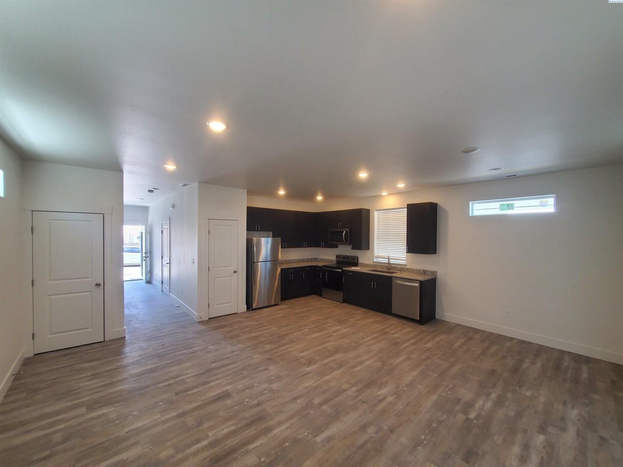 5866 W 41st Ave - Photo 5 of 19