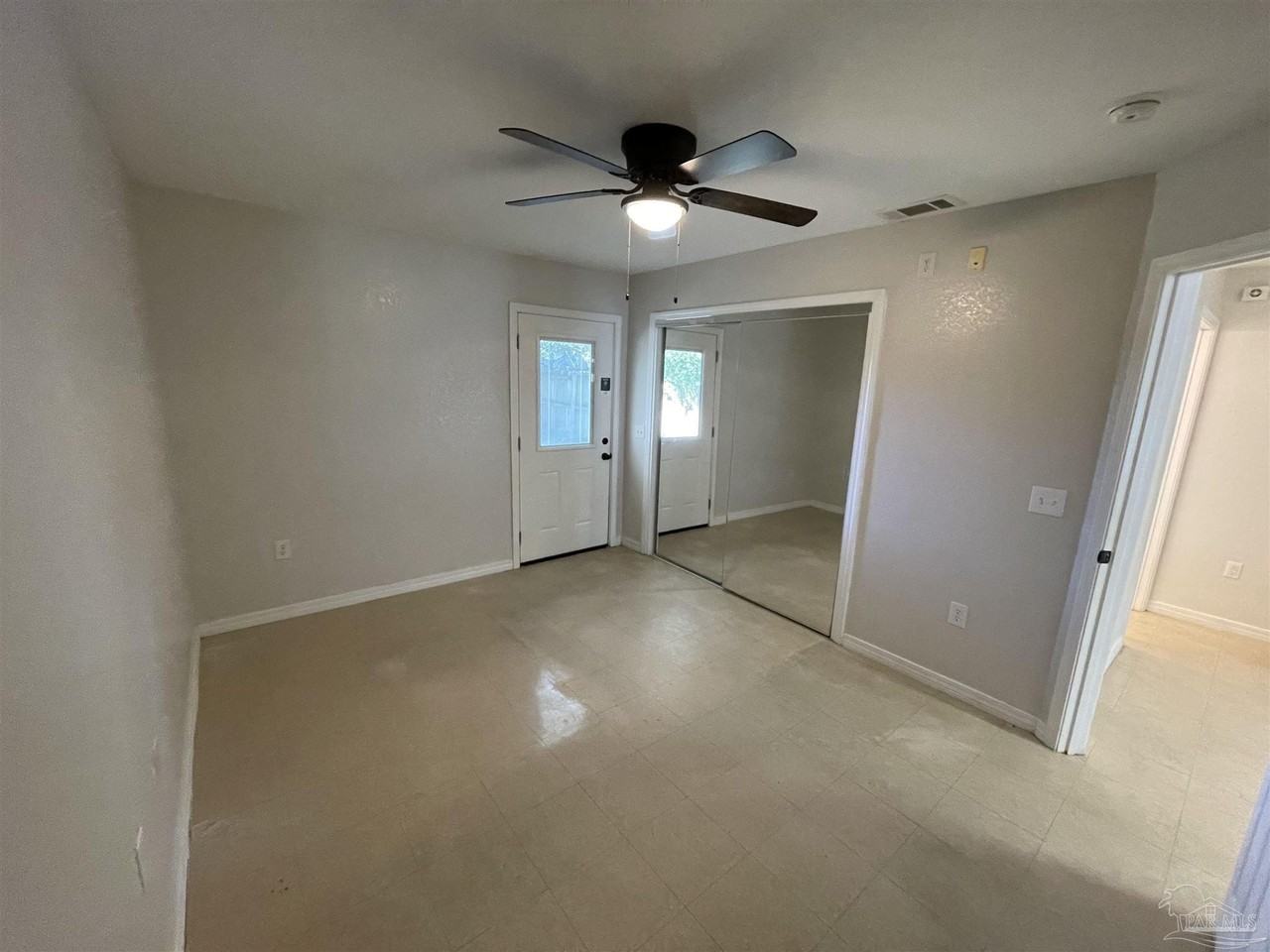 1116 N 7th Ave - Photo 6 of 12