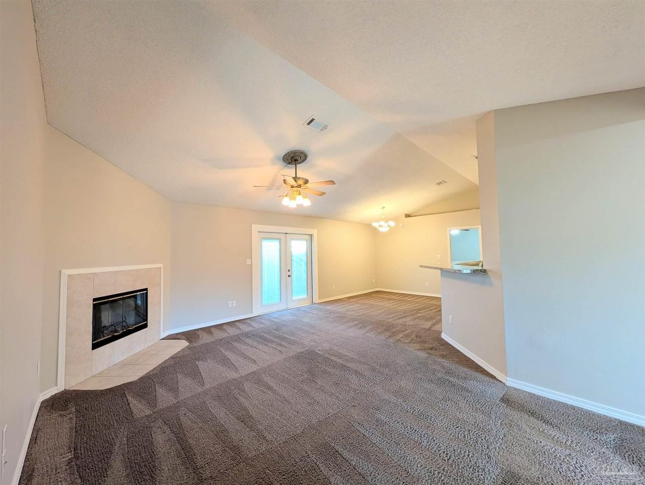 175 Carrier Dr - Photo 2 of 30