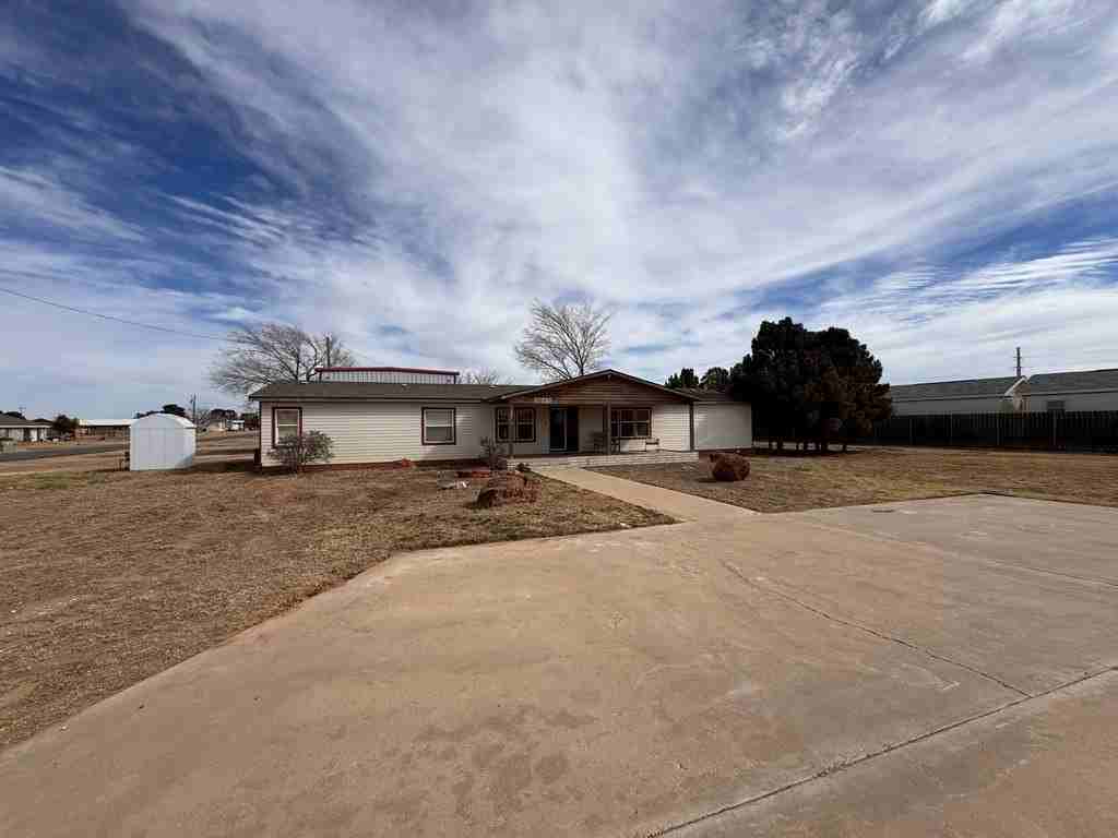 4301 S County Road 1135 - Photo 2 of 34