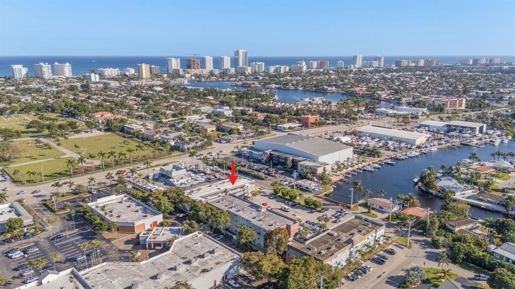 1971 Se 5th Ct #203 - Photo 7 of 32