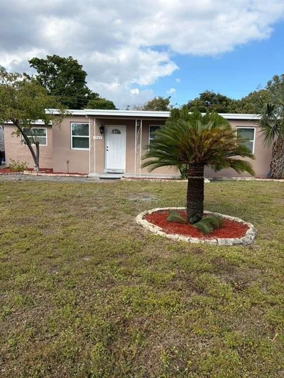 1563 Ne 51st St - Photo 2 of 17