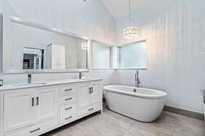 10834 Sea Cliff Cir #10834 - Photo 4 of 5