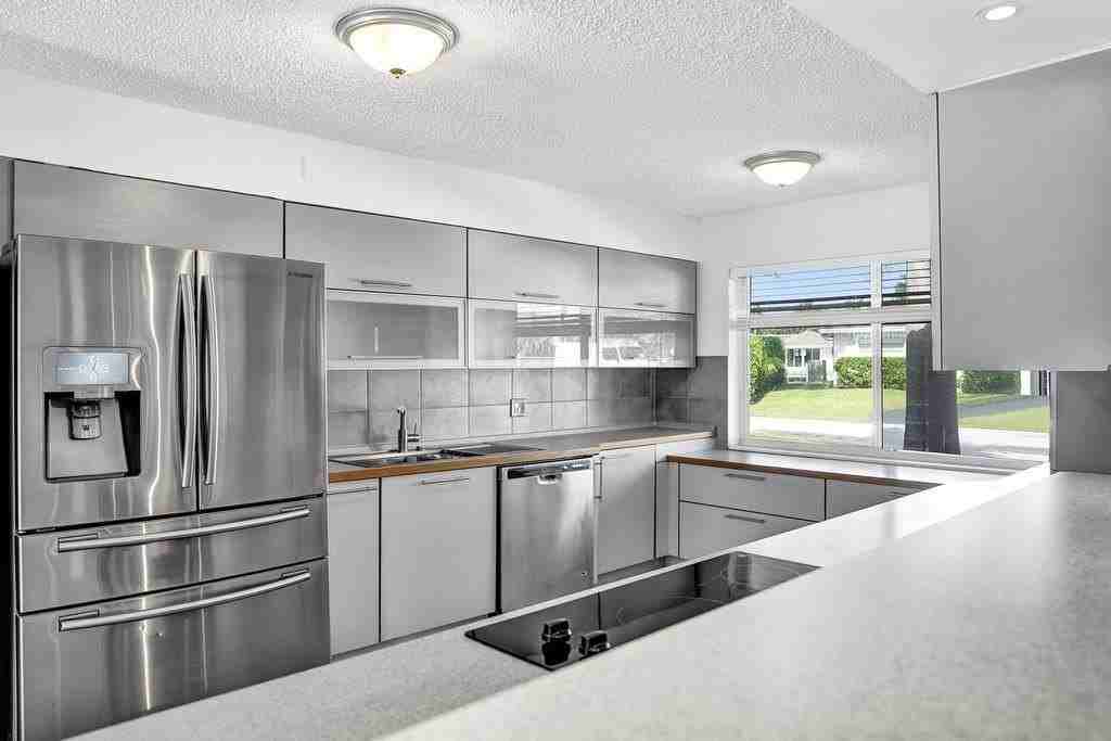 2632 Se 10th Ct - Photo 4 of 49