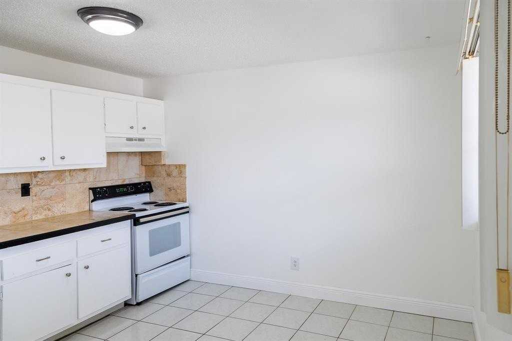 6211 Sw 37th St #211 - Photo 5 of 25