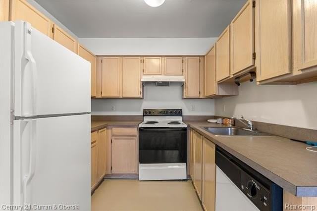 4255 Schaefer Rd - Photo 5 of 23