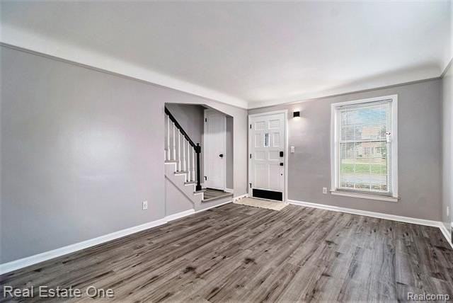 1510 E 4th St - Photo 3 of 18