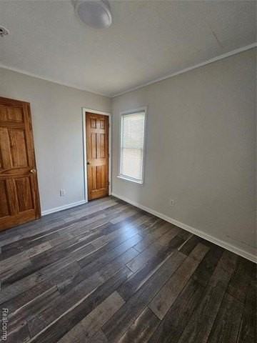 1432 Warwick Ave - Photo 4 of 14