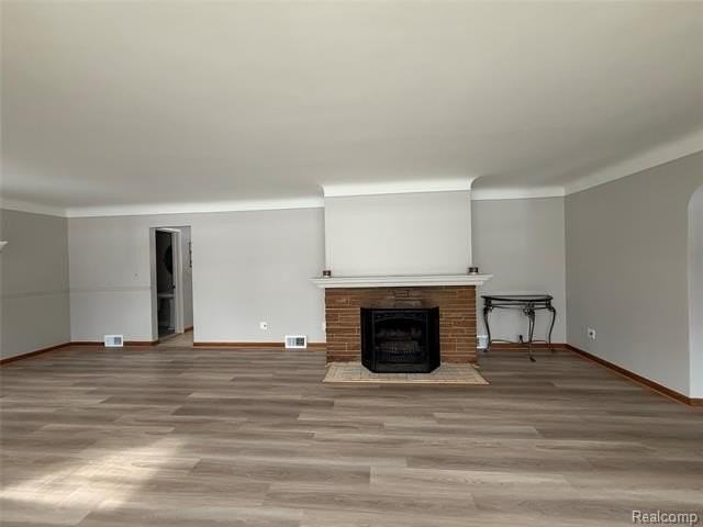 1221 Golfview Dr - Photo 4 of 21