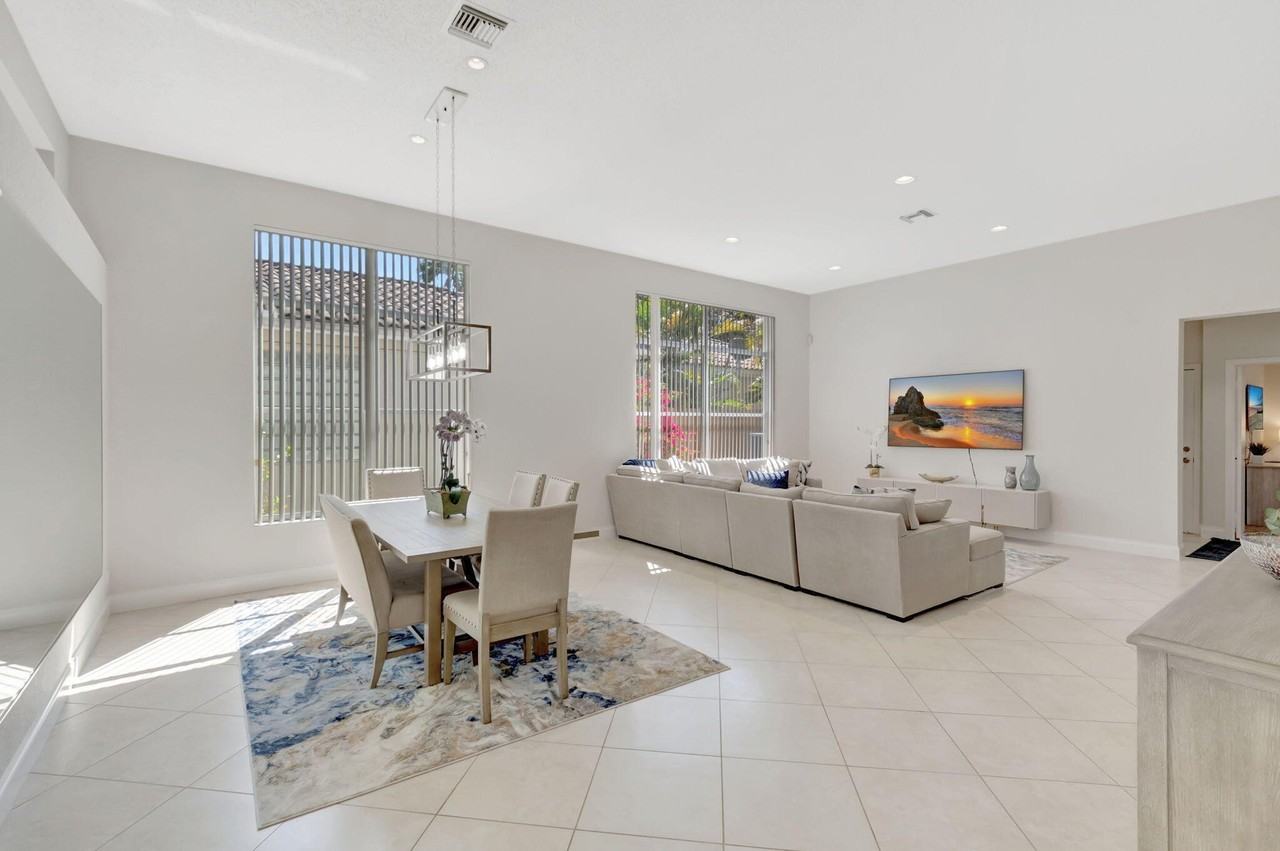 6666 Nw 23rd Ter - Photo 6 of 43