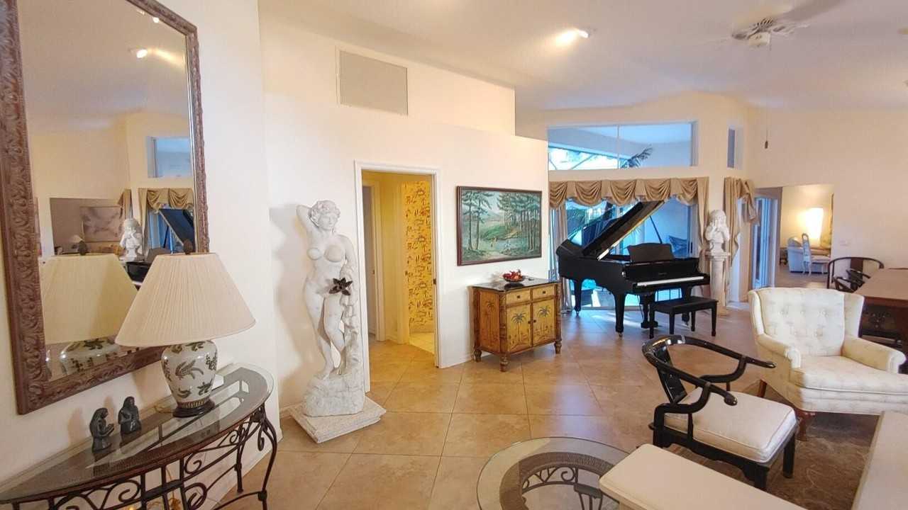 16461 Riverwind Dr - Photo 2 of 45