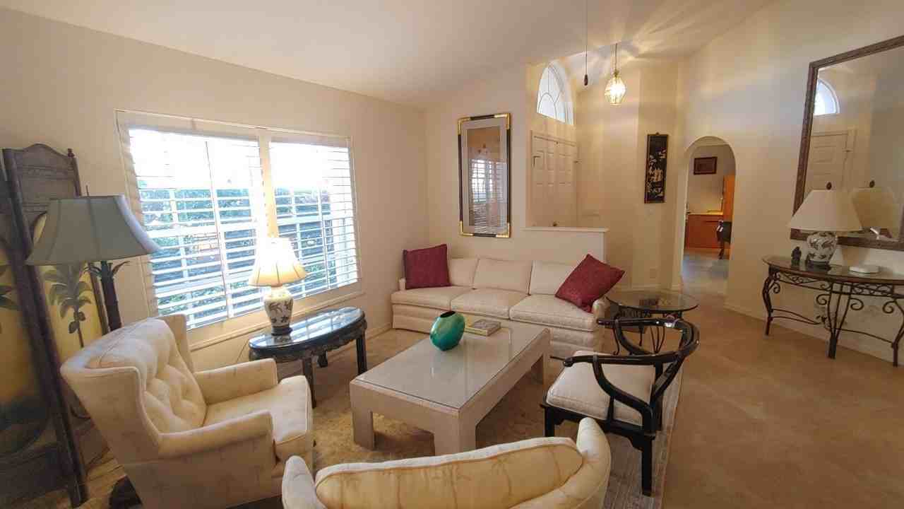 16461 Riverwind Dr - Photo 3 of 45