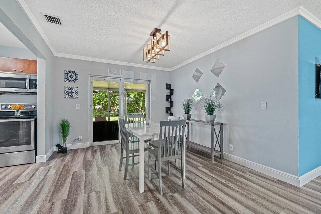 1250 Sw 6th Ave - Photo 7 of 22