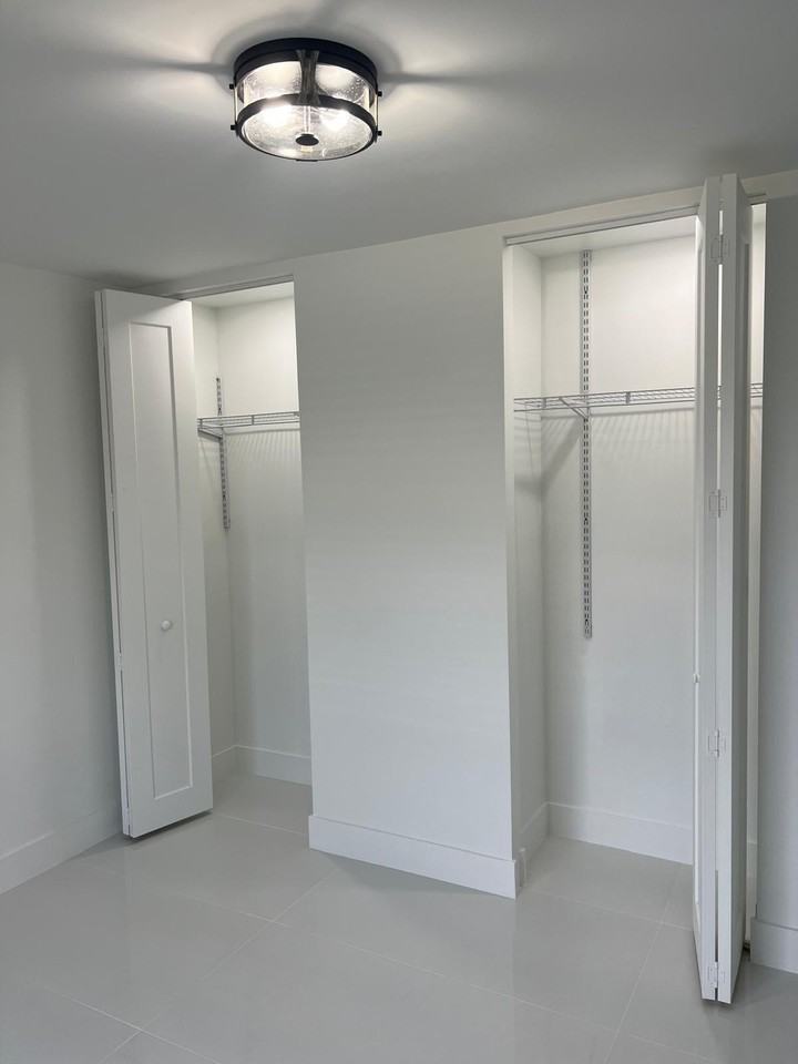 1122 Woodbine Rd - Photo 6 of 11