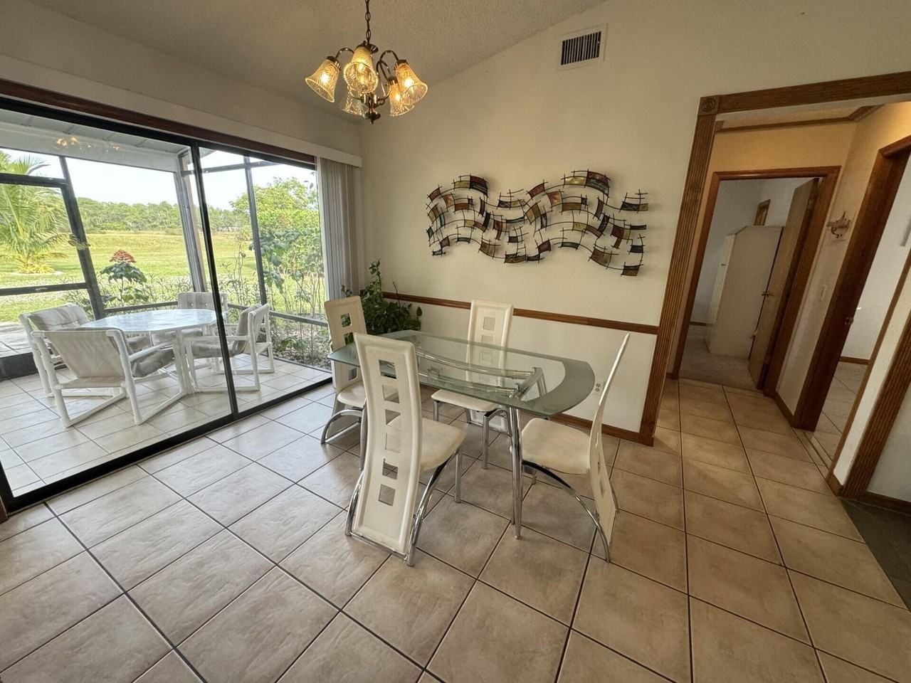 6774 Nw Abigail Ave - Photo 3 of 17