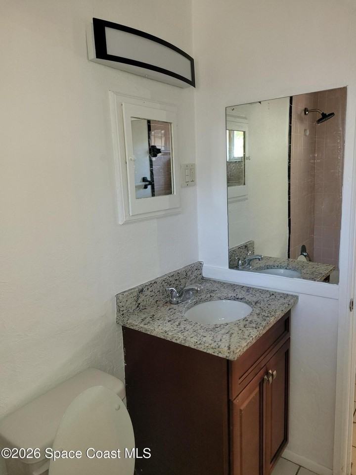 807 Azalea Ct - Photo 6 of 6