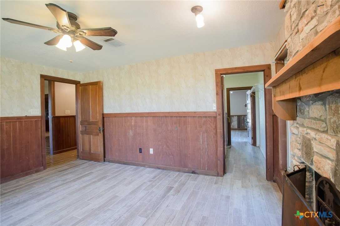 4692 Se River Rd - Photo 5 of 38