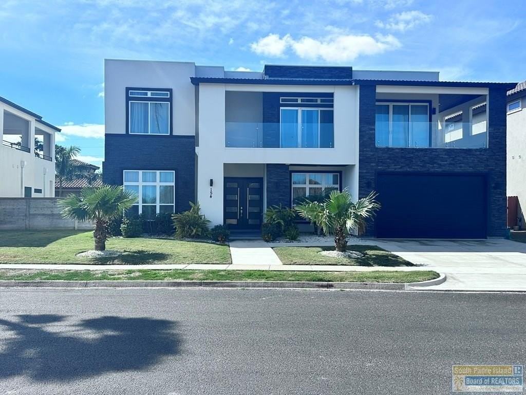 154 Oleander Dr - Photo 3 of 33