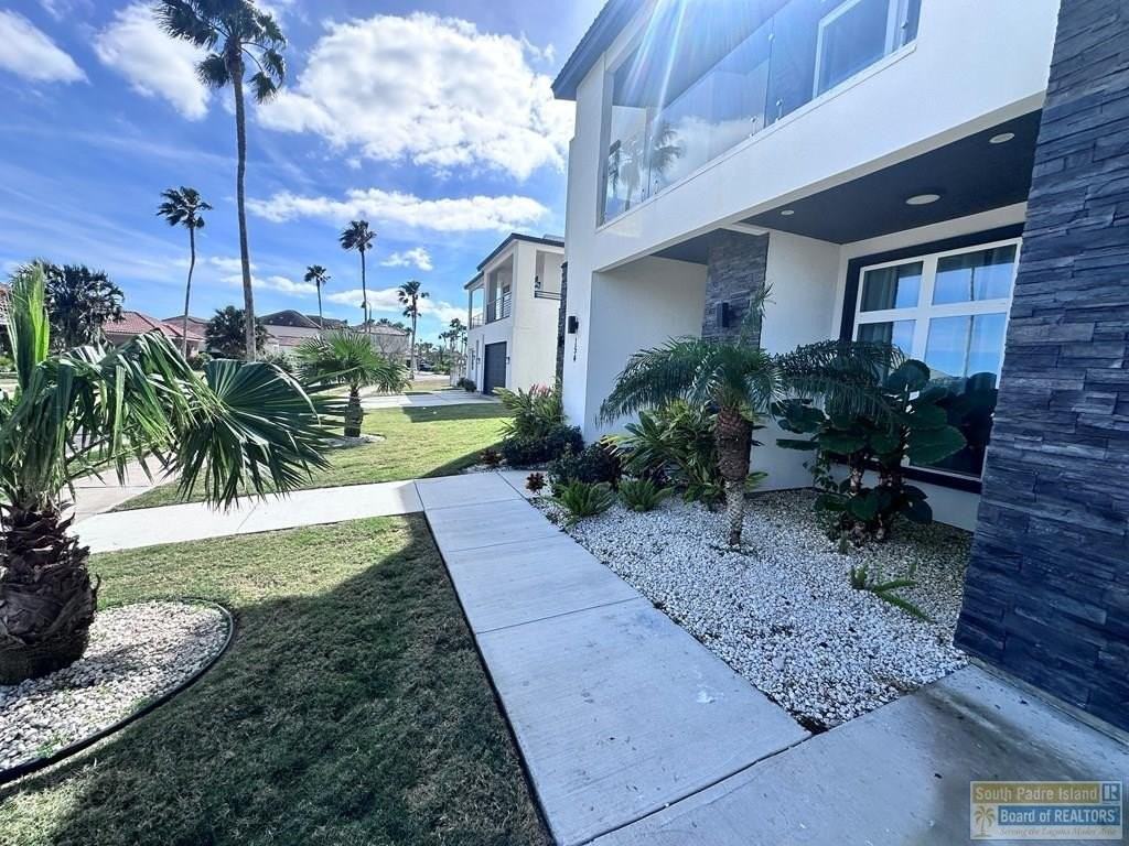 154 Oleander Dr - Photo 7 of 33