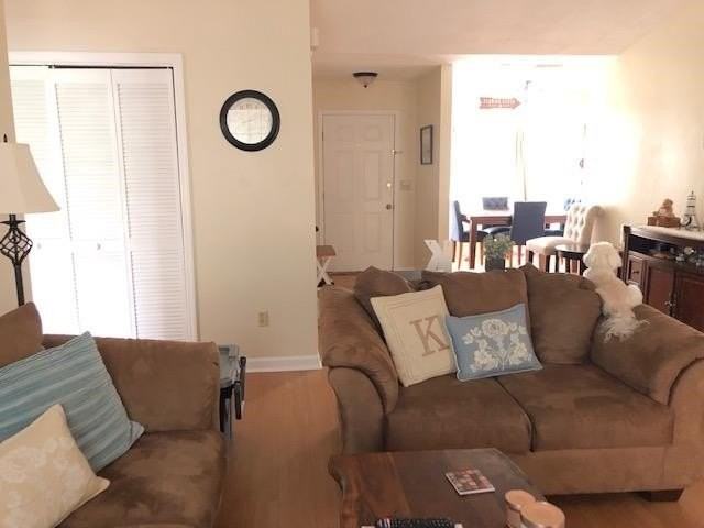 8736 Minnow Creek Dr - Photo 7 of 30