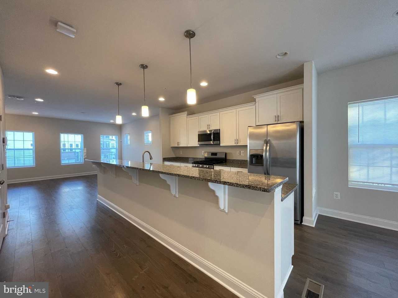 3659 Duckhorn Way - Photo 5 of 32