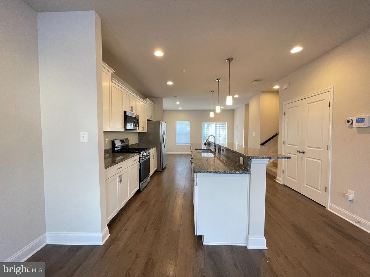 3659 Duckhorn Way - Photo 6 of 32