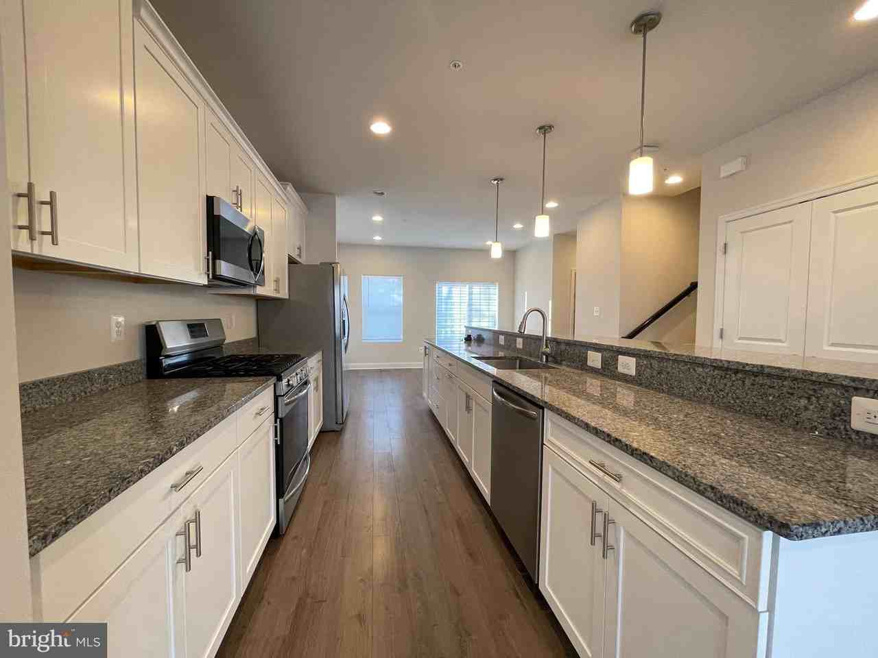 3659 Duckhorn Way - Photo 7 of 32