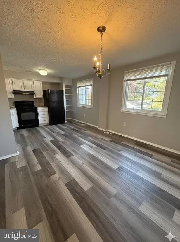 7004 Hames Ct - Photo 3 of 12