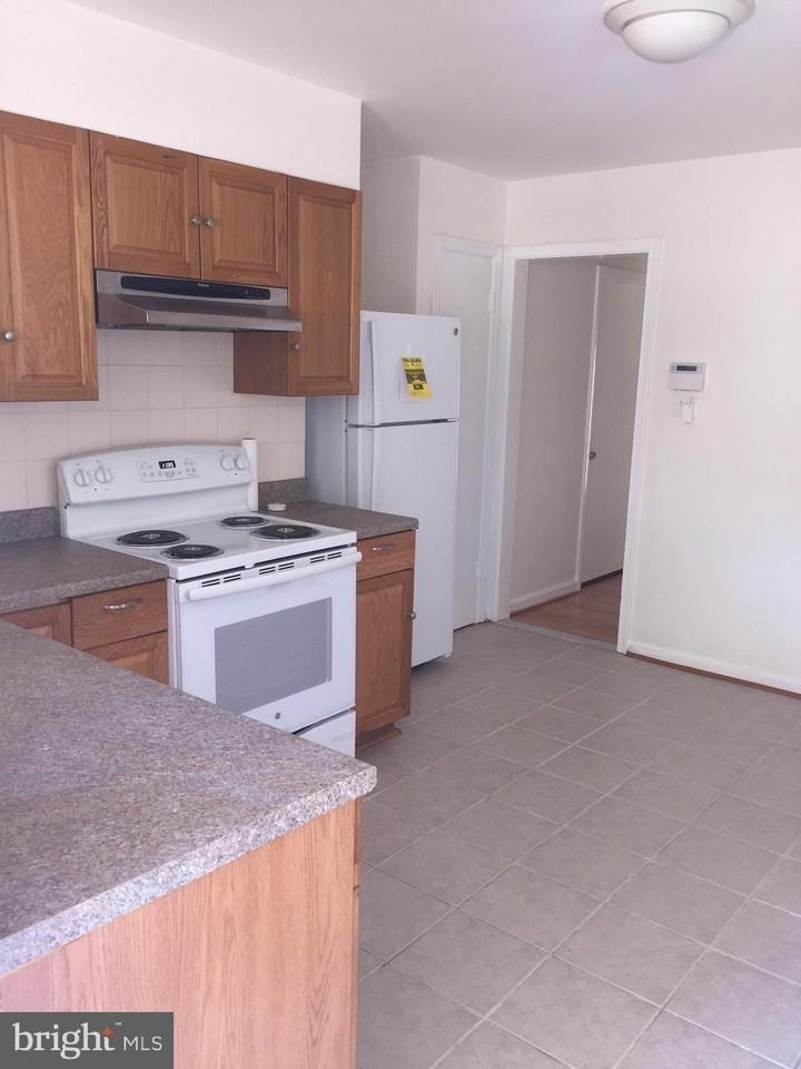 9611 Potomac Dr - Photo 6 of 11