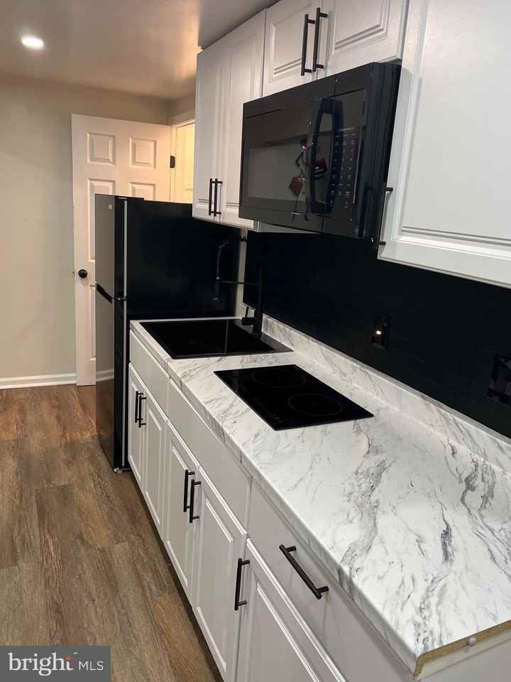 2021 Chadwick Ter - Photo 6 of 10