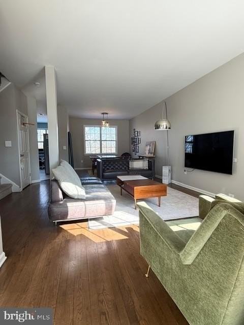 83 Shelley Cir - Photo 4 of 23