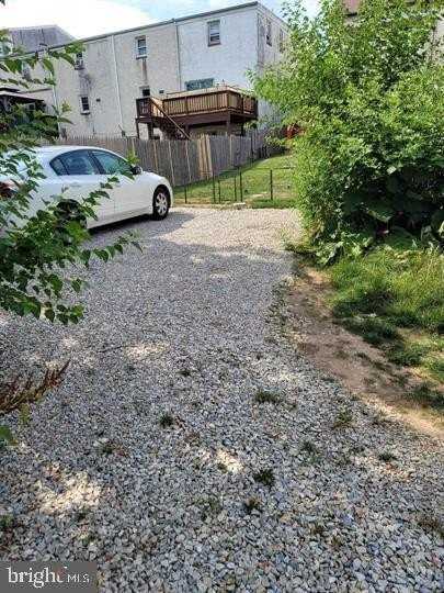 525 Spring Mill Ave 2nd Fl #2ndFL - Photo 3 of 10