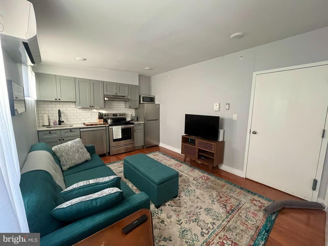 4508 Walnut St Apt 404 #404 - Photo 4 of 18