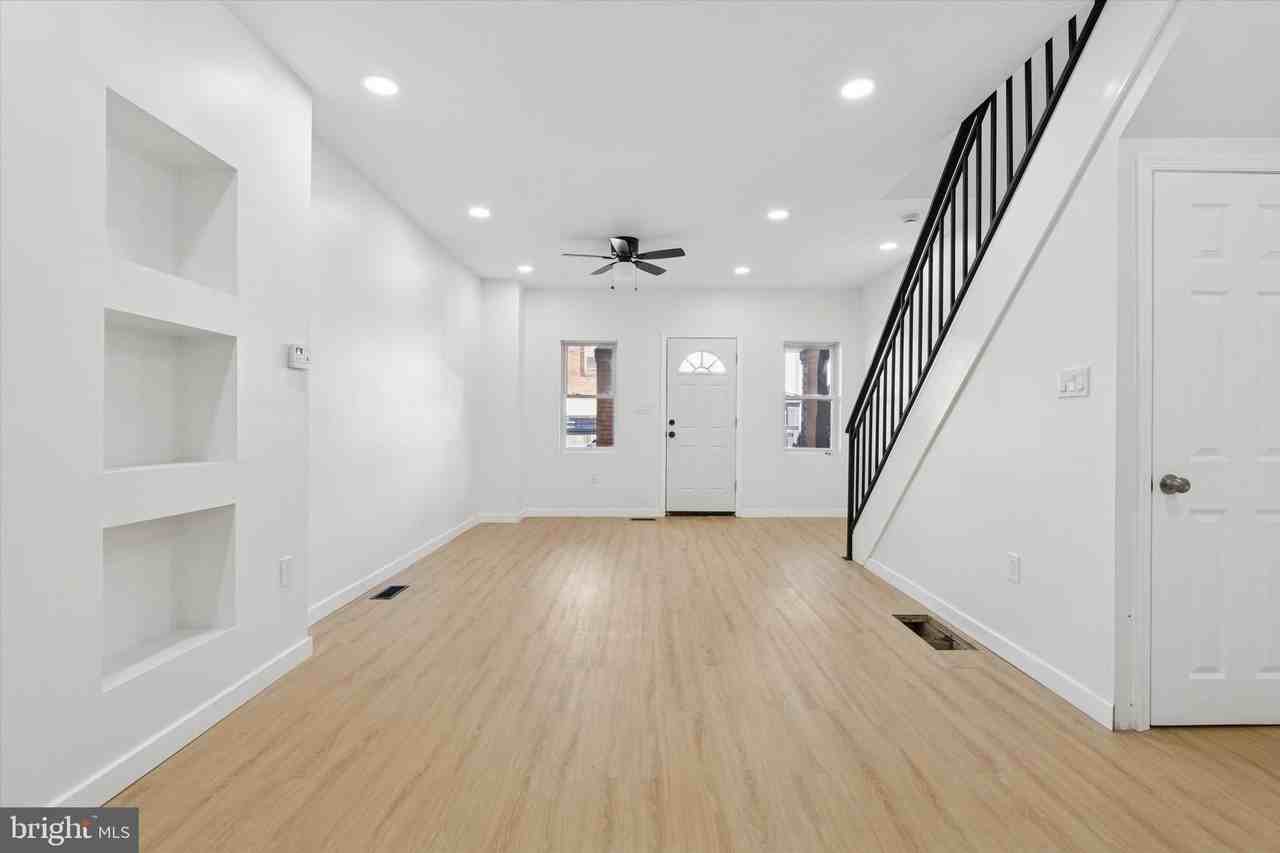 3110 Tasker St - Photo 2 of 19