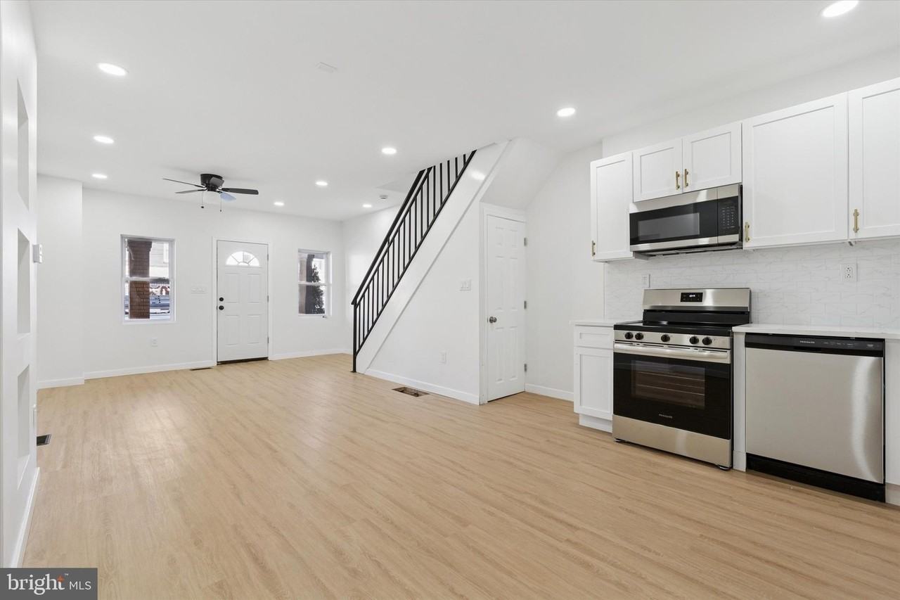 3110 Tasker St - Photo 7 of 19