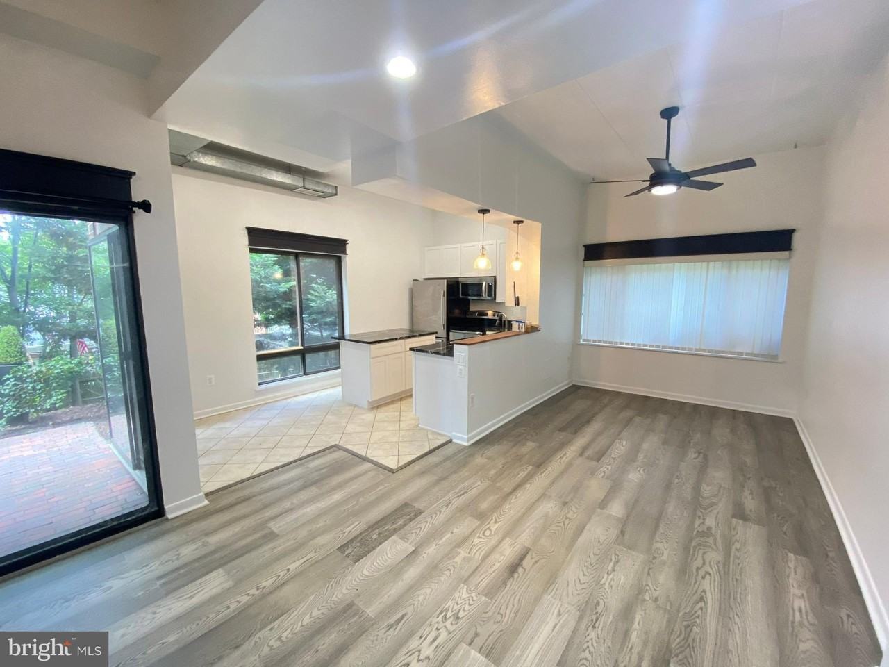 124 Roberts Ln - Photo 2 of 17