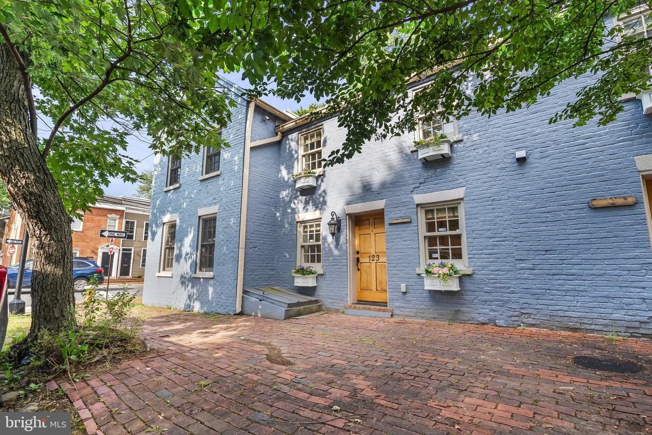 123 S Fayette St - Photo 5 of 41