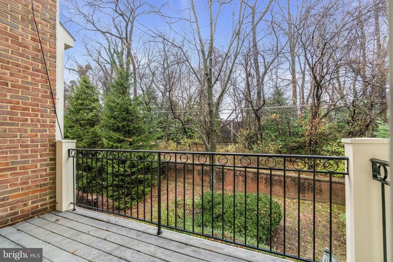 1631 Colonial Hills Dr - Photo 7 of 50