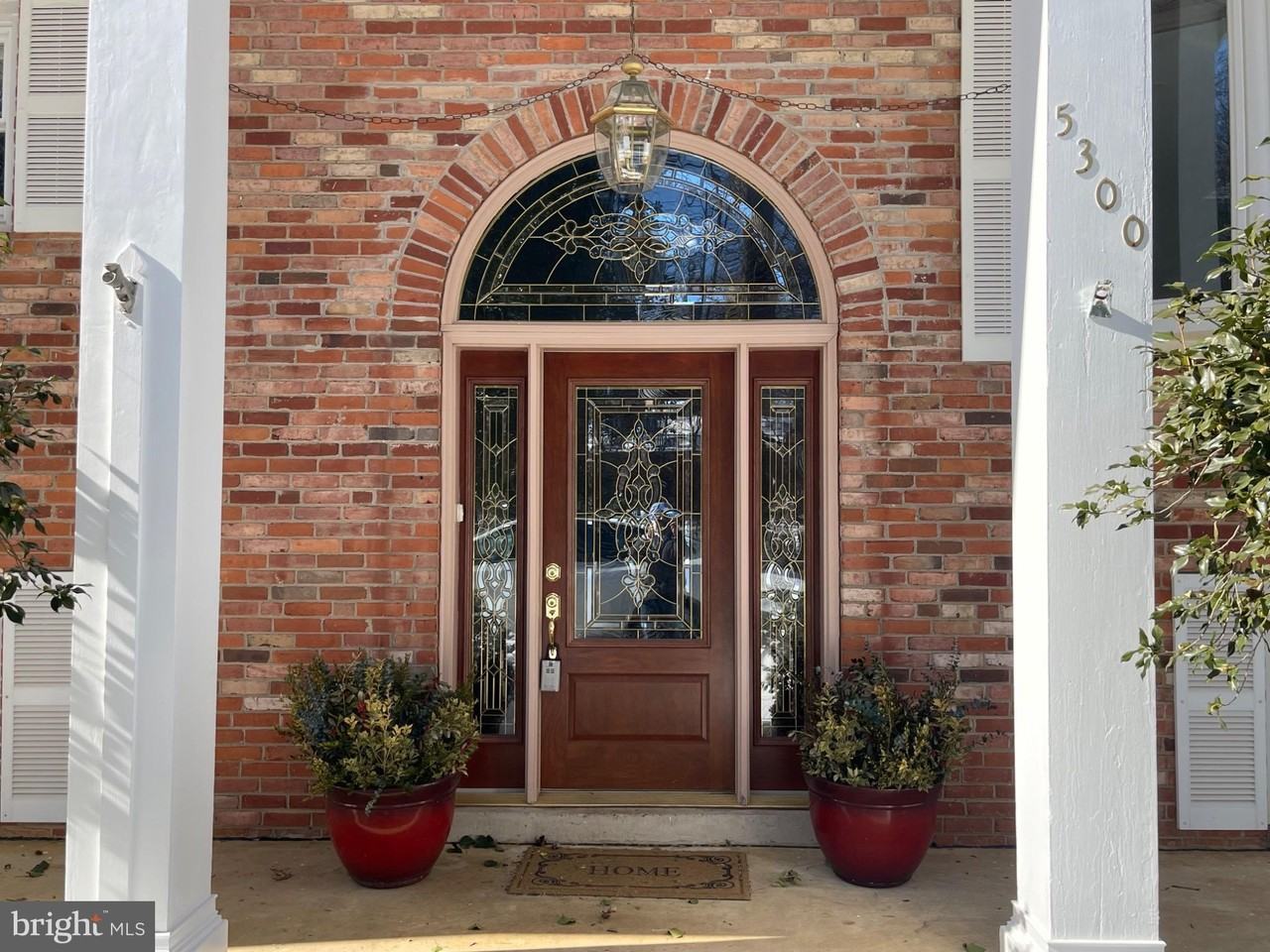 5300 Summit Dr - Photo 6 of 34