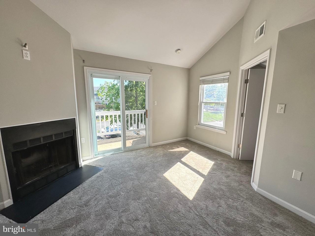 4354 Pembrook Village Dr Unit 63 #63 - Photo 6 of 33