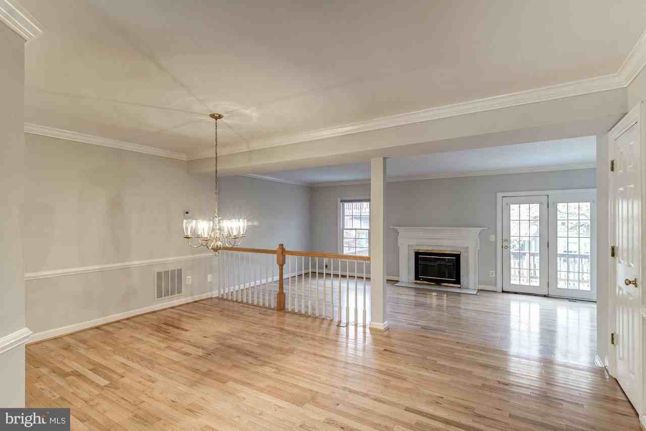 2106 Patty Ln - Photo 7 of 50