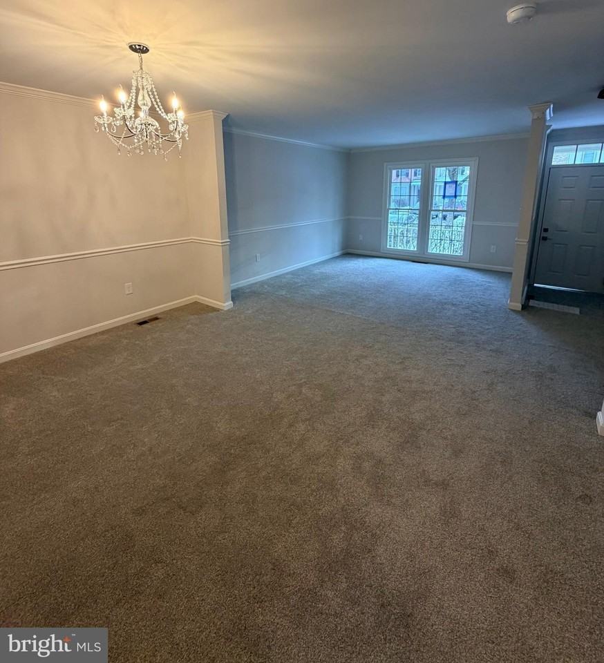 4210 Devonwood Way - Photo 3 of 13