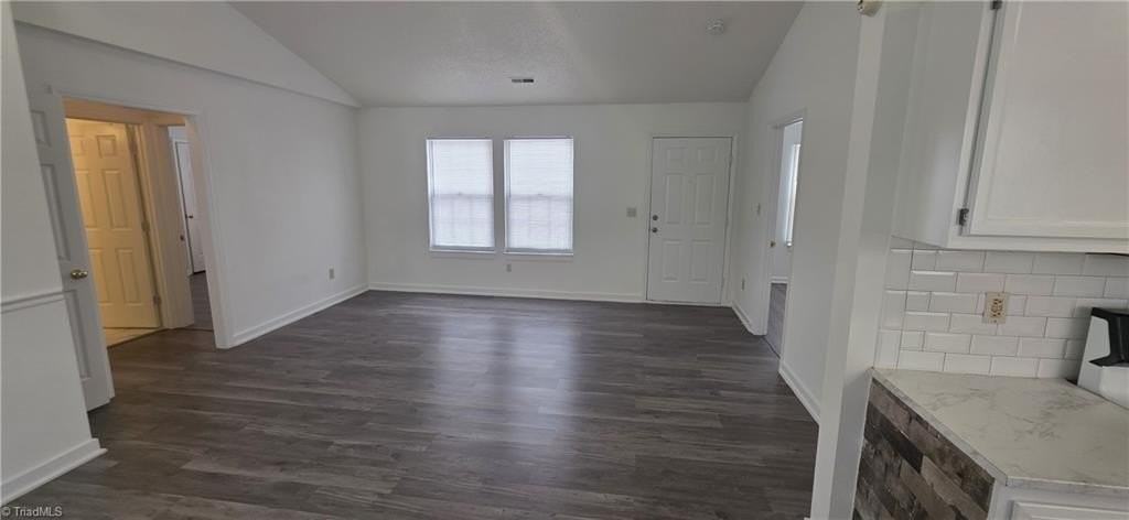 2714 Westgate Dr - Photo 7 of 36