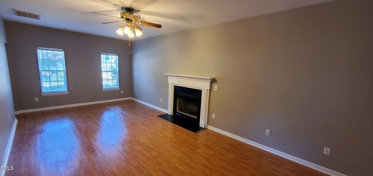 104 Wellspring Dr - Photo 2 of 10